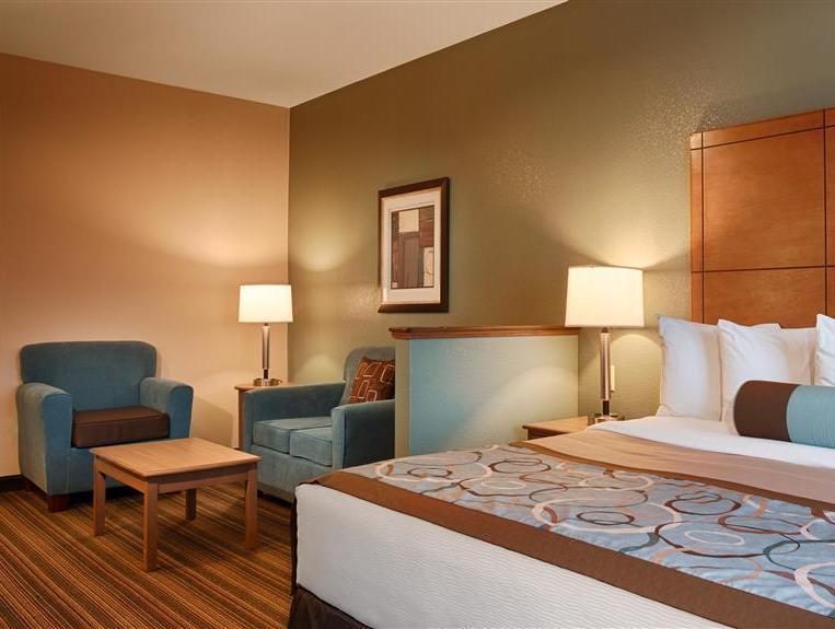 Best Western Plus Seminole Hotel & Suites Exterior photo