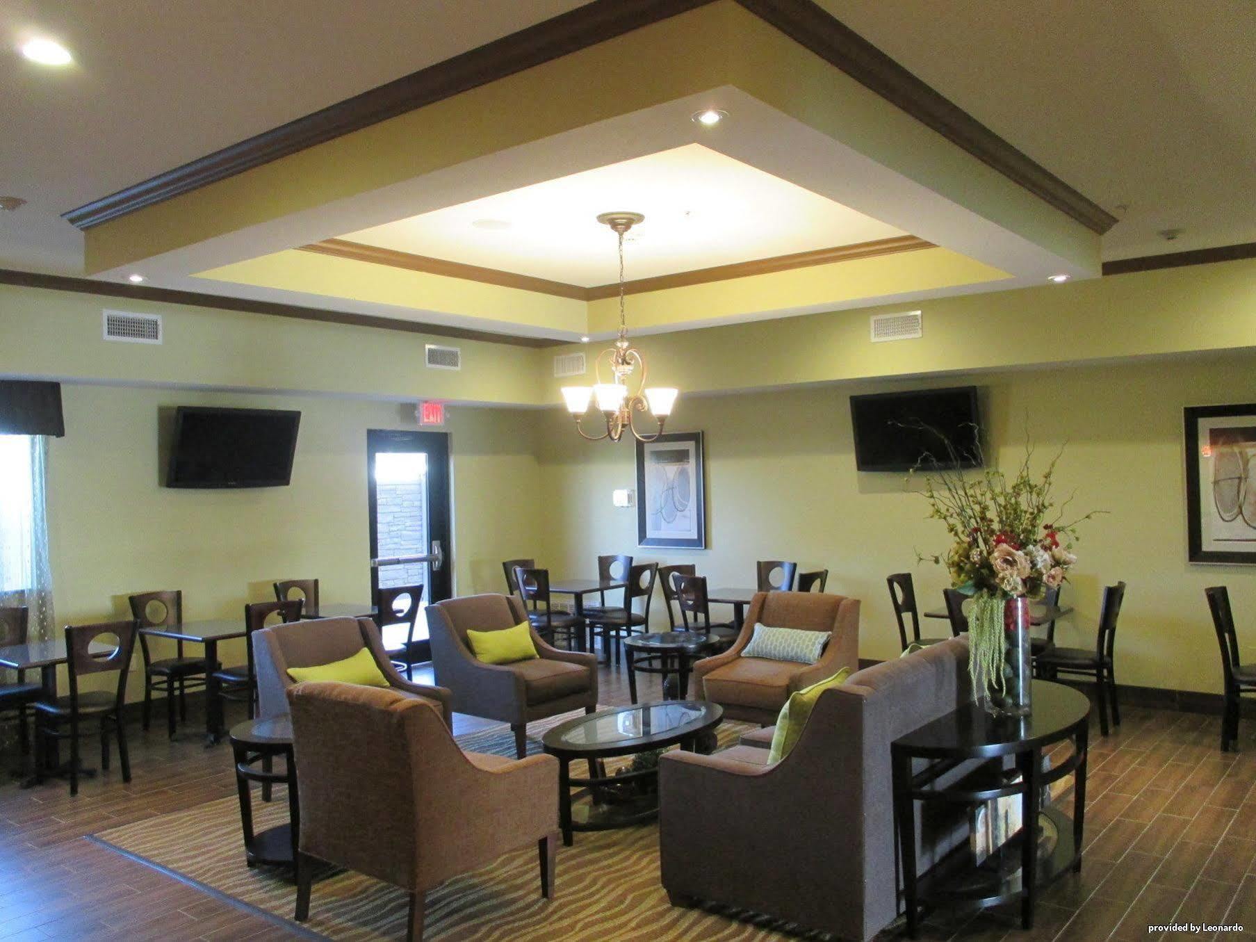 Best Western Plus Seminole Hotel & Suites Exterior photo