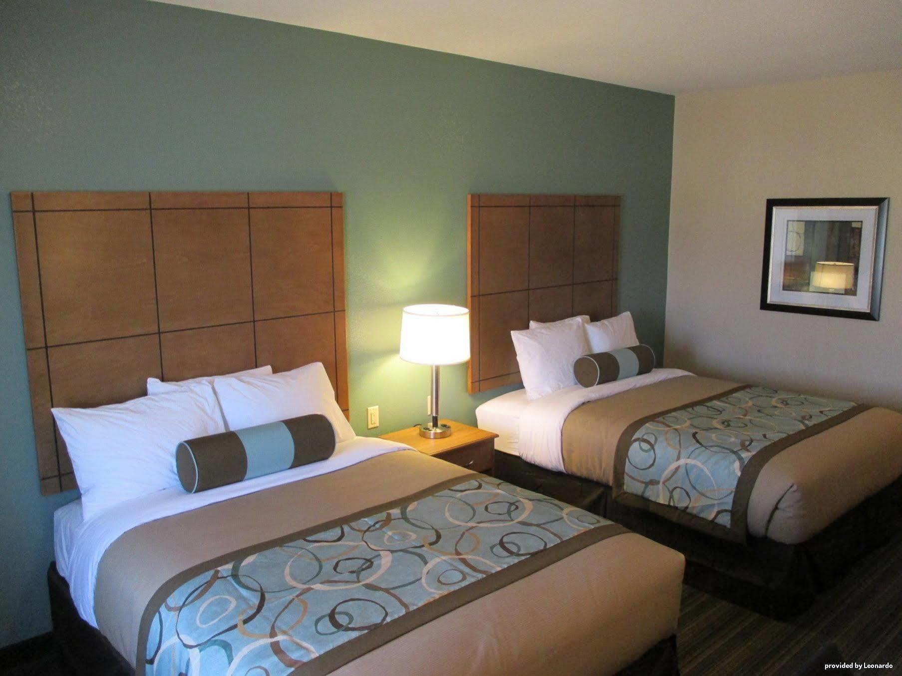 Best Western Plus Seminole Hotel & Suites Exterior photo